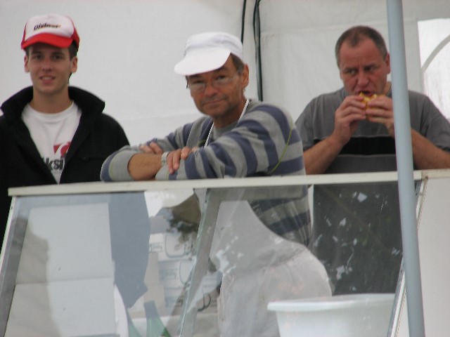 ../Images/strassenfest0108.jpg