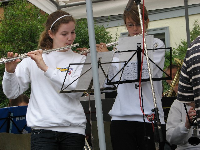 ../Images/strassenfest1408.jpg