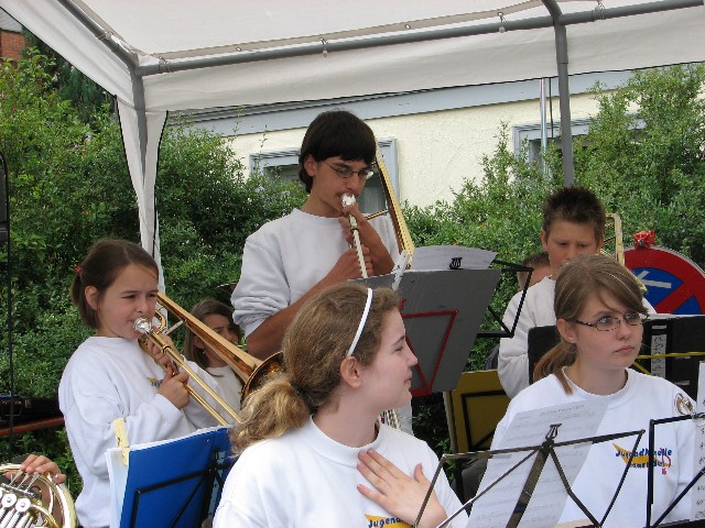 ../Images/strassenfest1508.jpg