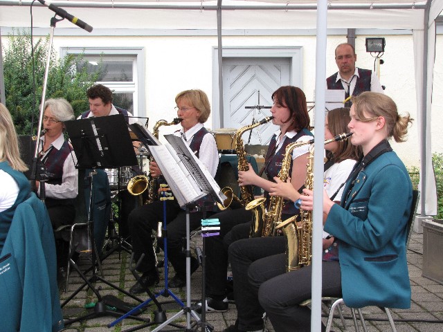 ../Images/strafest0908.jpg