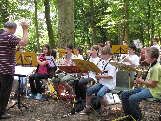 ../Images/waldfest1116.jpg